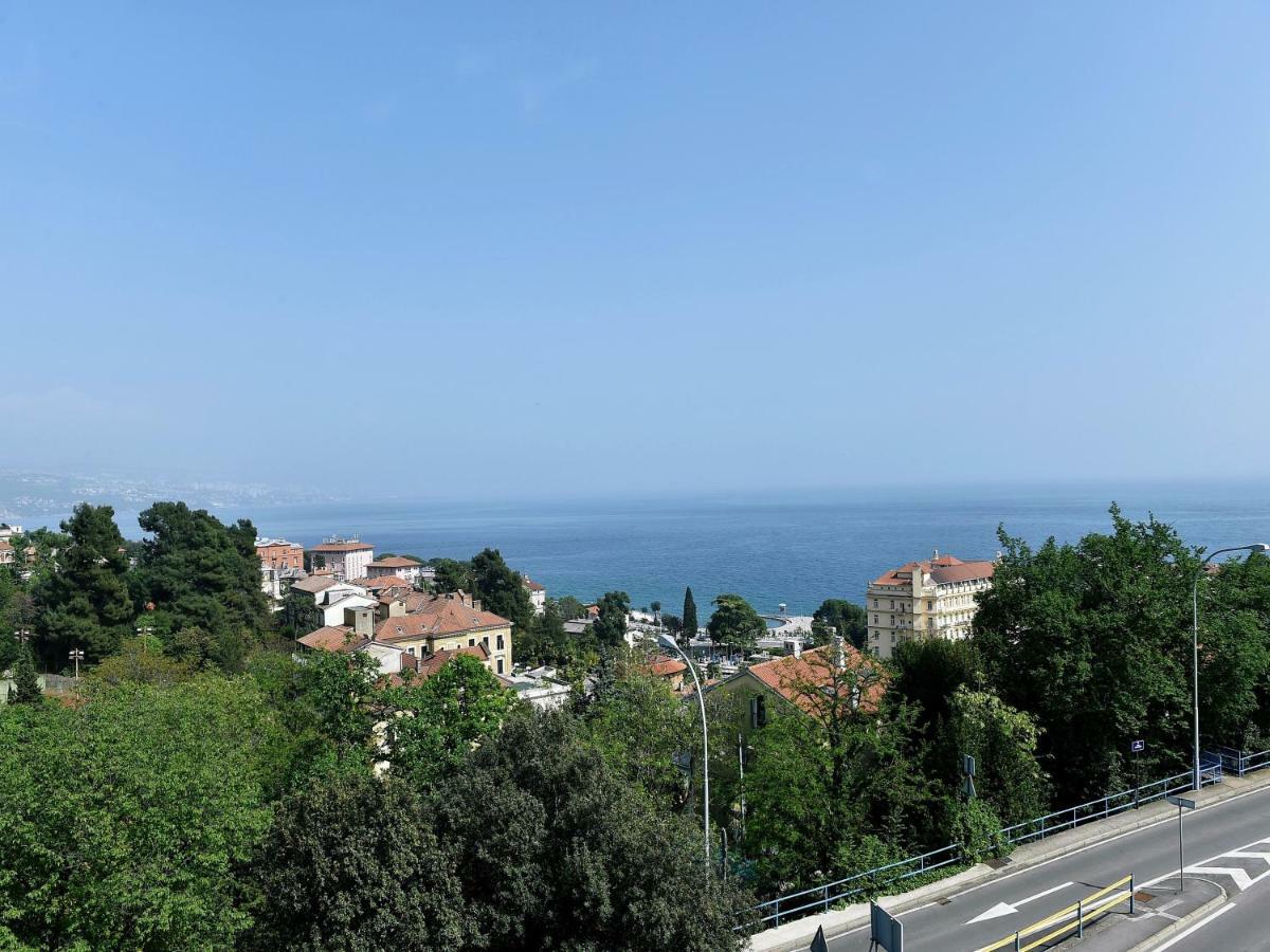 Apartments In Villa Ziza, Rooftop Swimming Pool Опатія Екстер'єр фото