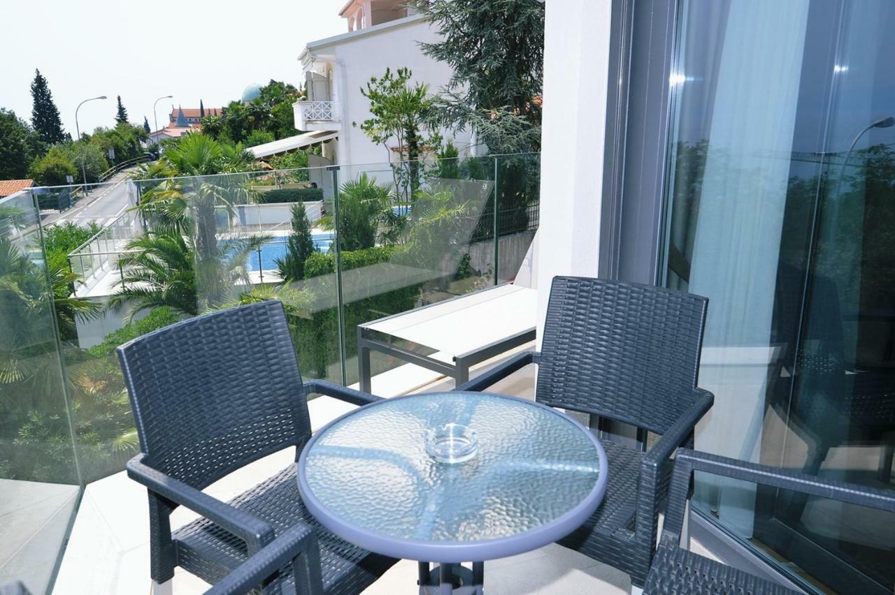 Apartments In Villa Ziza, Rooftop Swimming Pool Опатія Екстер'єр фото