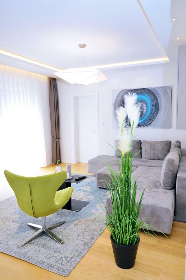 Apartments In Villa Ziza, Rooftop Swimming Pool Опатія Екстер'єр фото