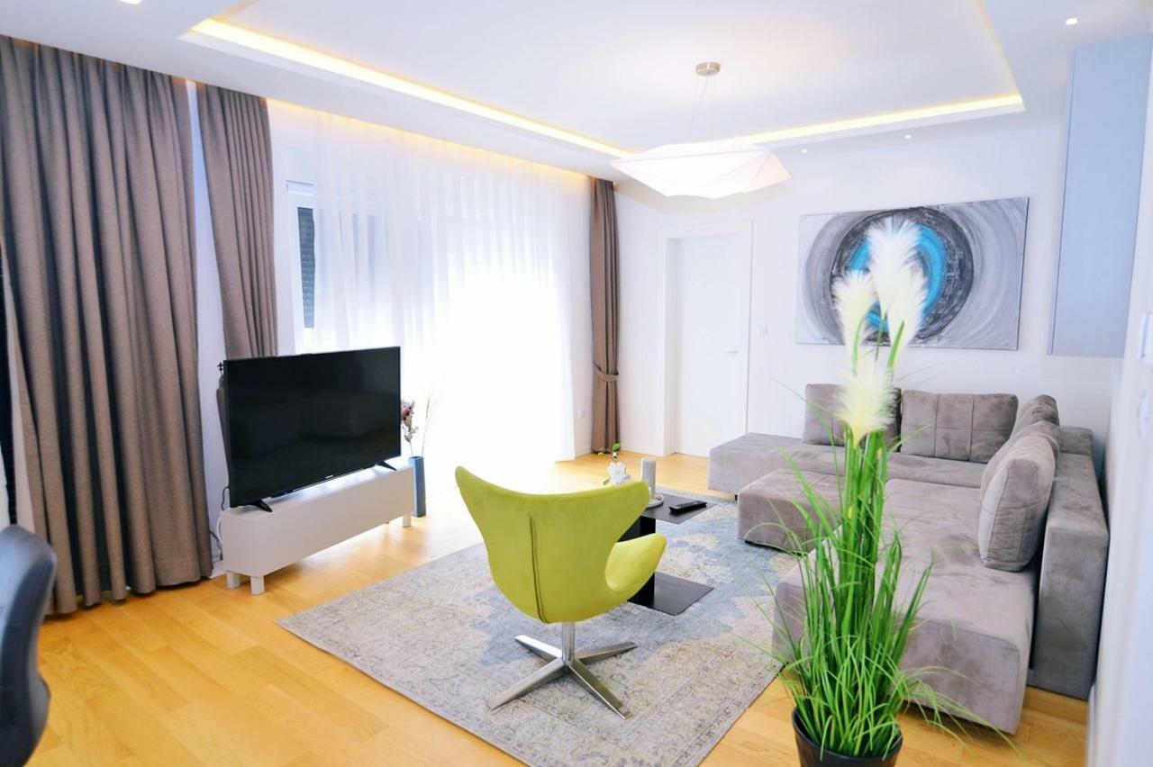 Apartments In Villa Ziza, Rooftop Swimming Pool Опатія Екстер'єр фото