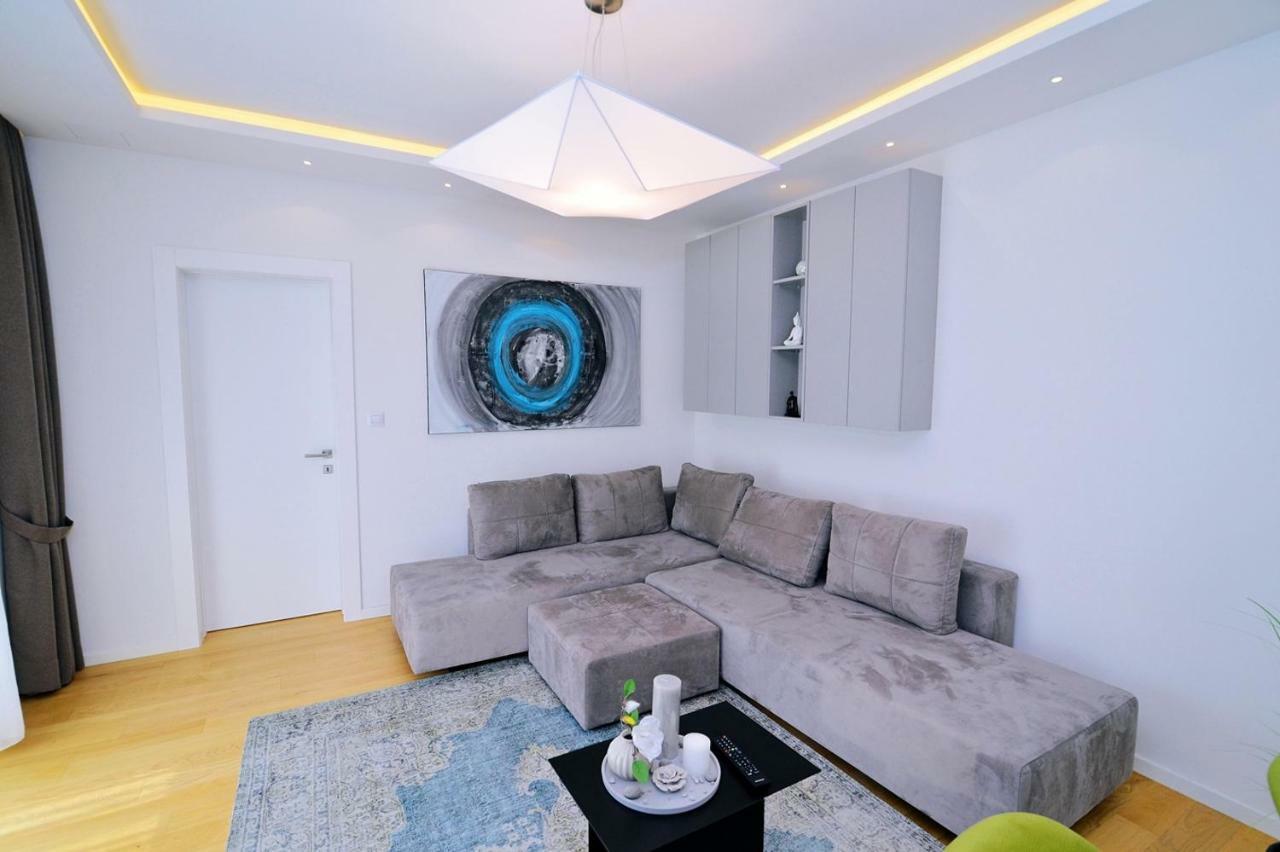 Apartments In Villa Ziza, Rooftop Swimming Pool Опатія Екстер'єр фото